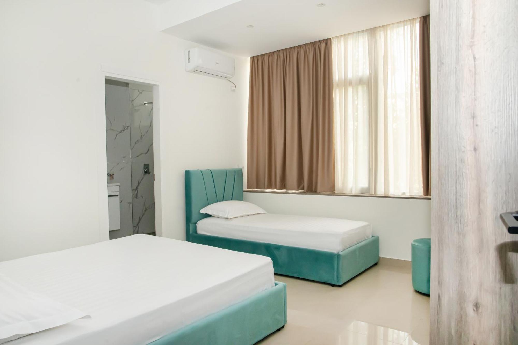 Alv Rent Rooms Vlore Exterior photo